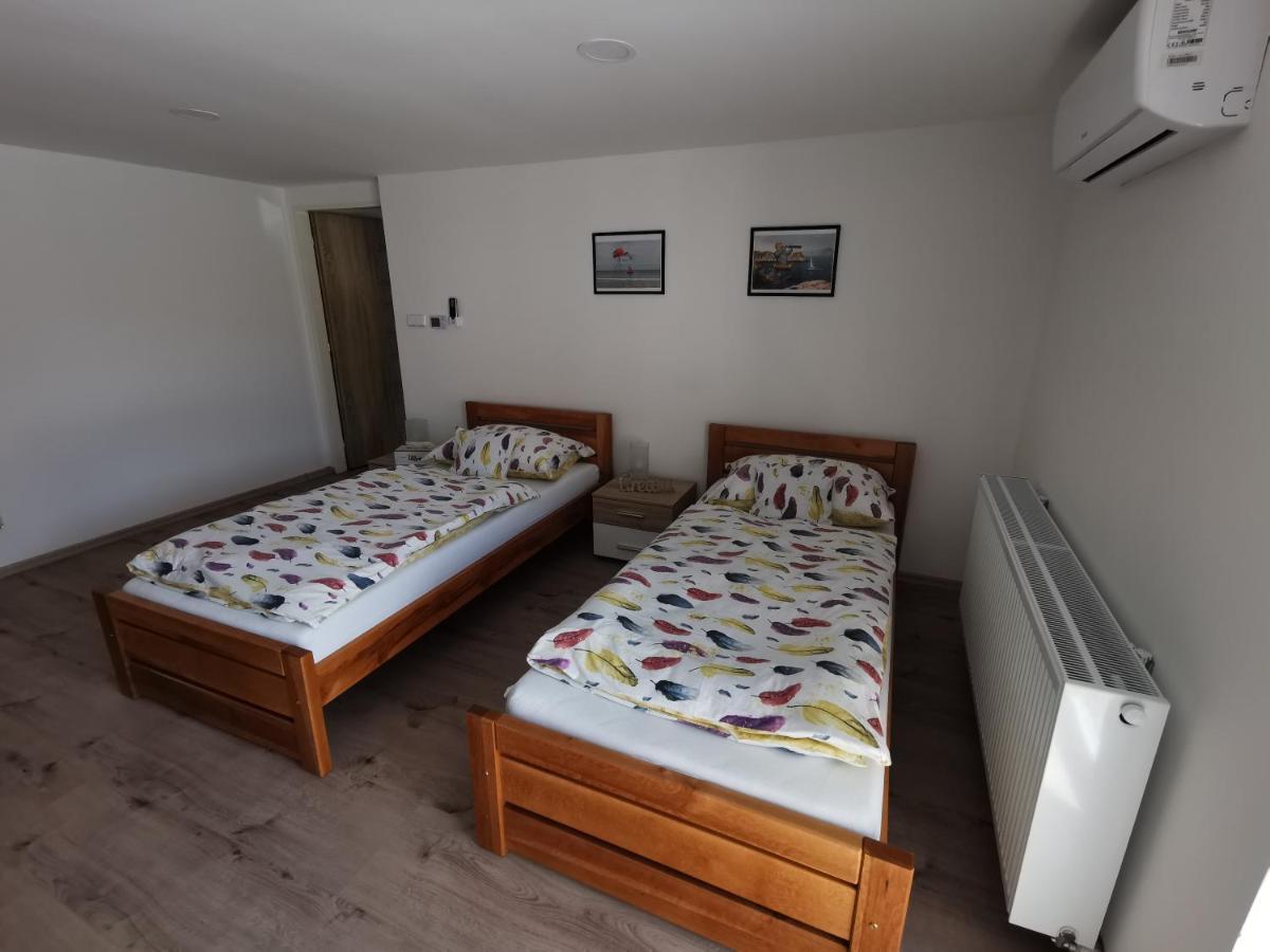 Apartmany Svitkov 79 Pardubice Dış mekan fotoğraf