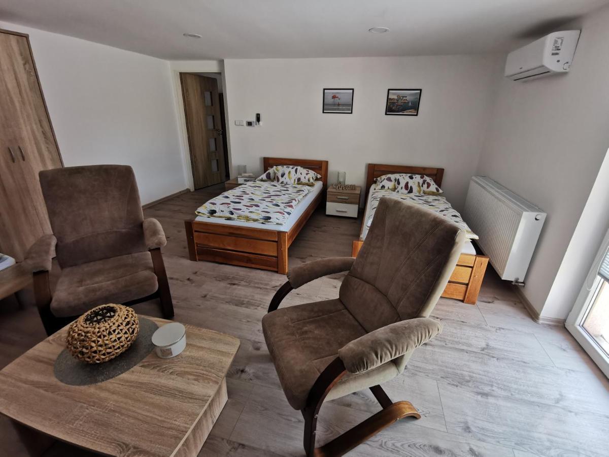 Apartmany Svitkov 79 Pardubice Dış mekan fotoğraf